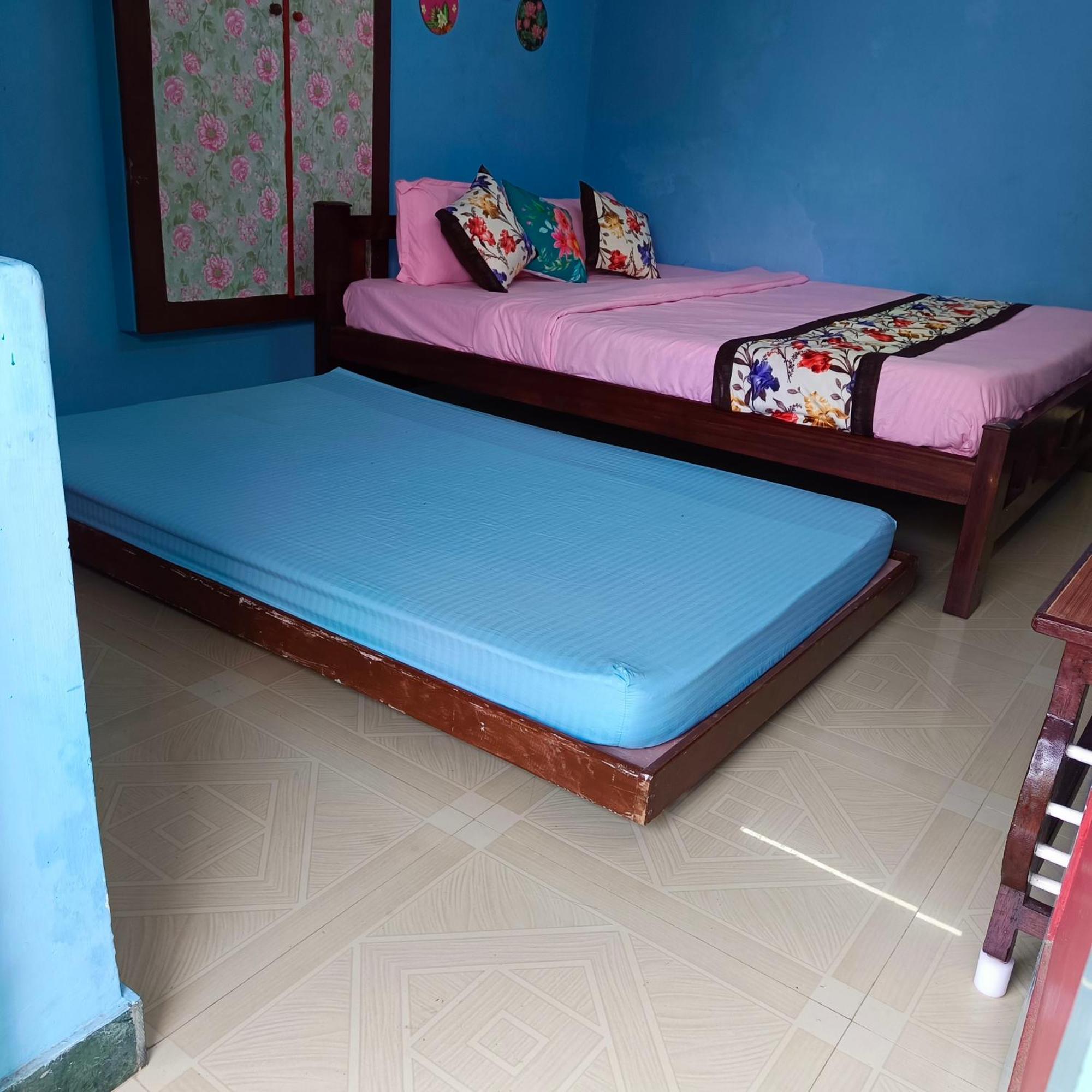 Blue Waves Homestay ポンディシェリ エクステリア 写真
