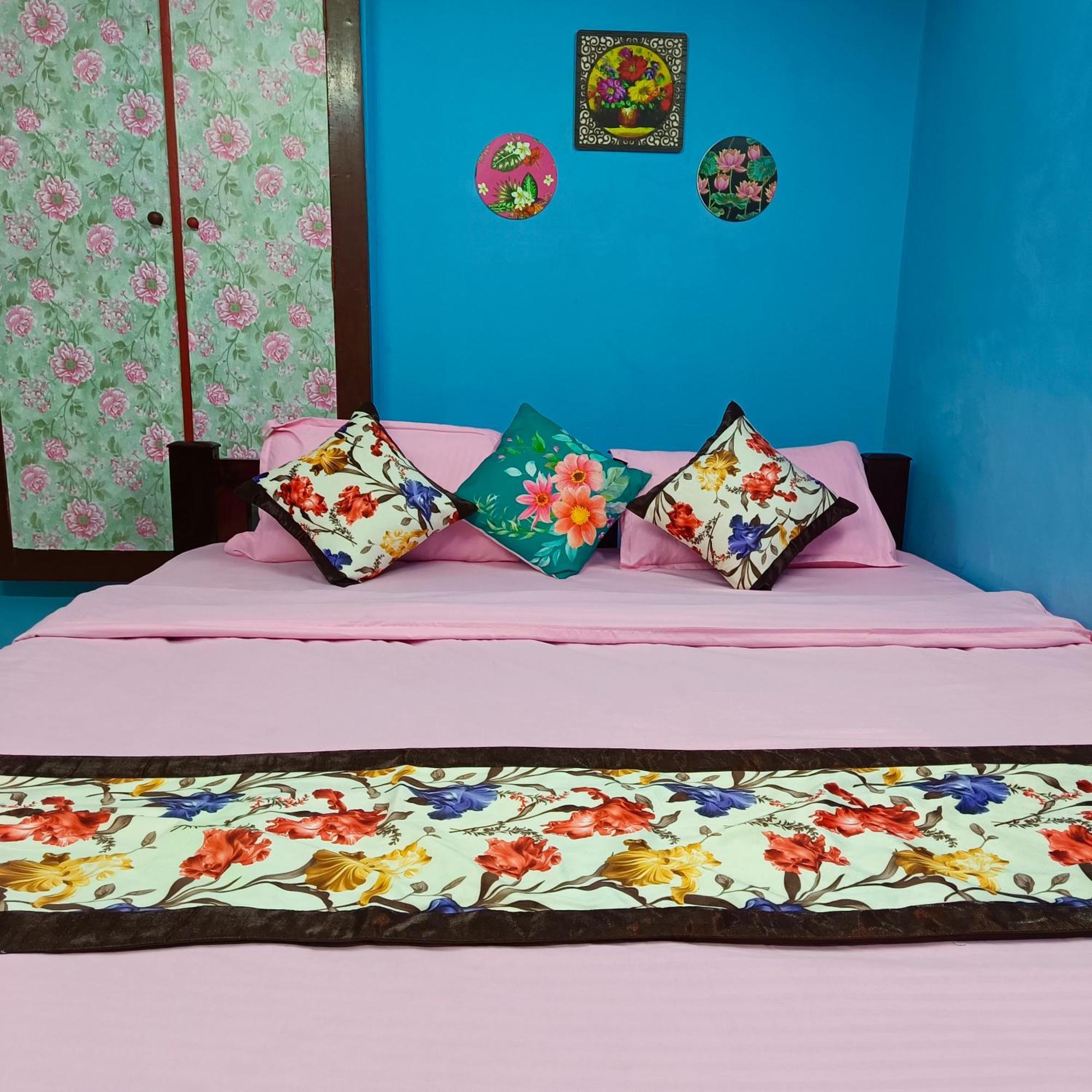 Blue Waves Homestay ポンディシェリ エクステリア 写真