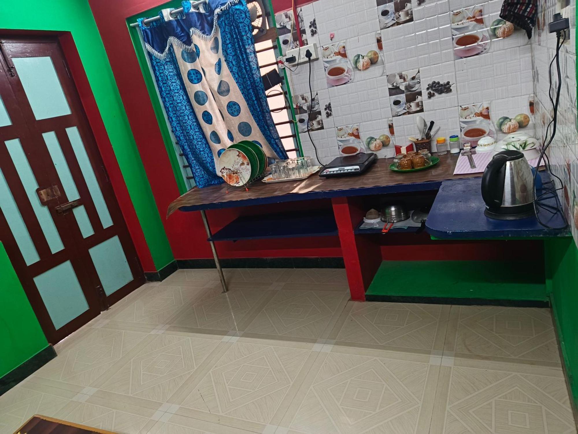 Blue Waves Homestay ポンディシェリ エクステリア 写真